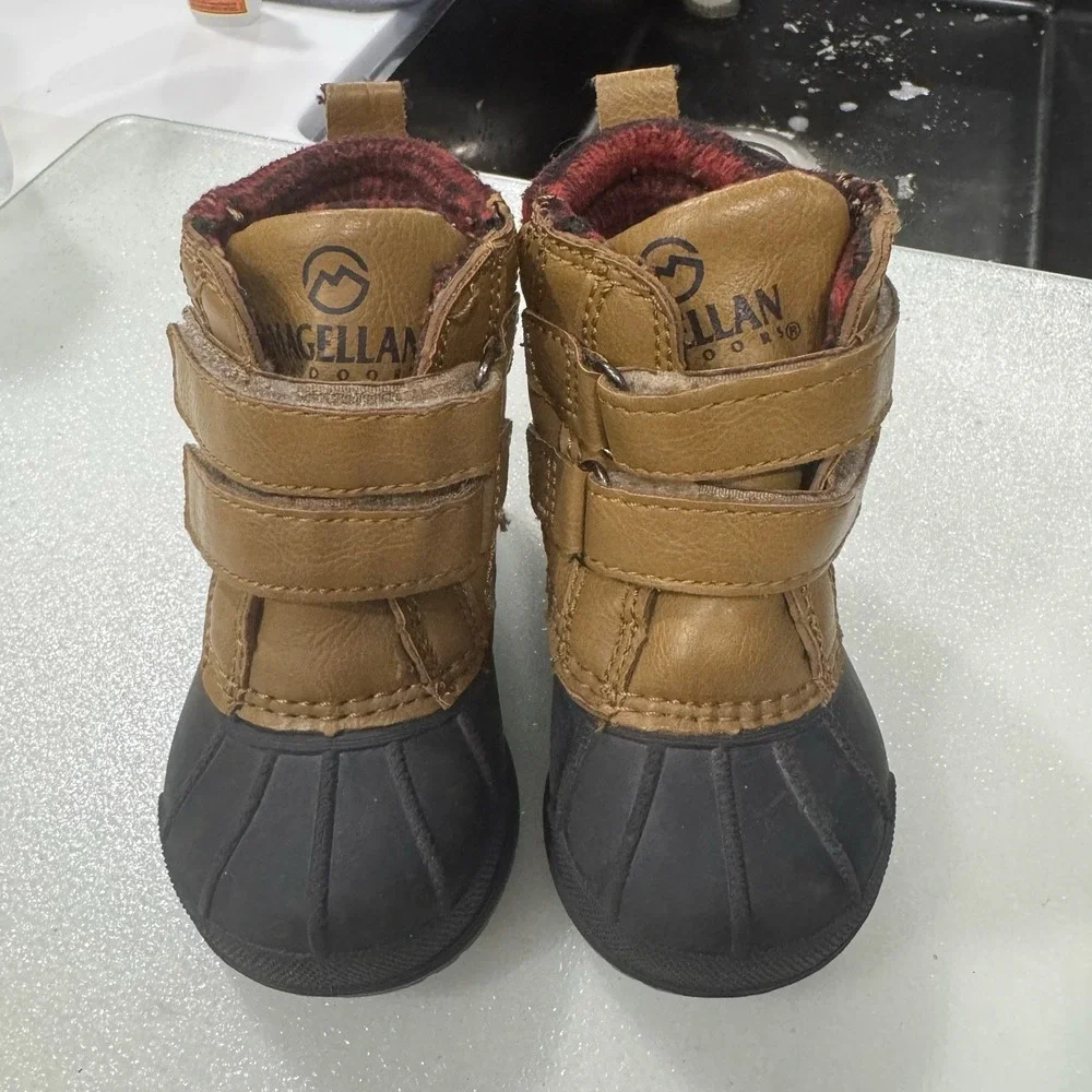 Magellan Toddler Duck Boots | Size 5D | Waterproof + Fleece-Lined - Picture 2 of 8